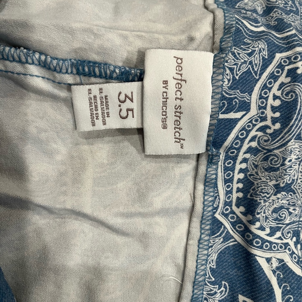 Chico’s Women’s  Straight leg Pants, with cute braided trim on legs..Size 3.5